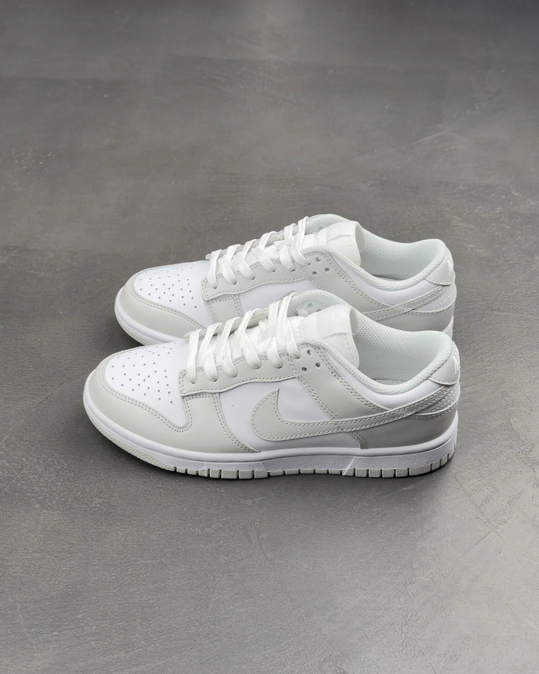 Nike Dunk Low Photon Dust