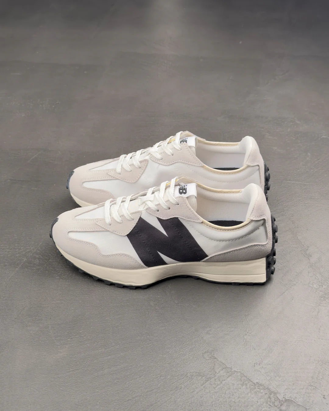 New Balance MS327FE Light Grey & Black