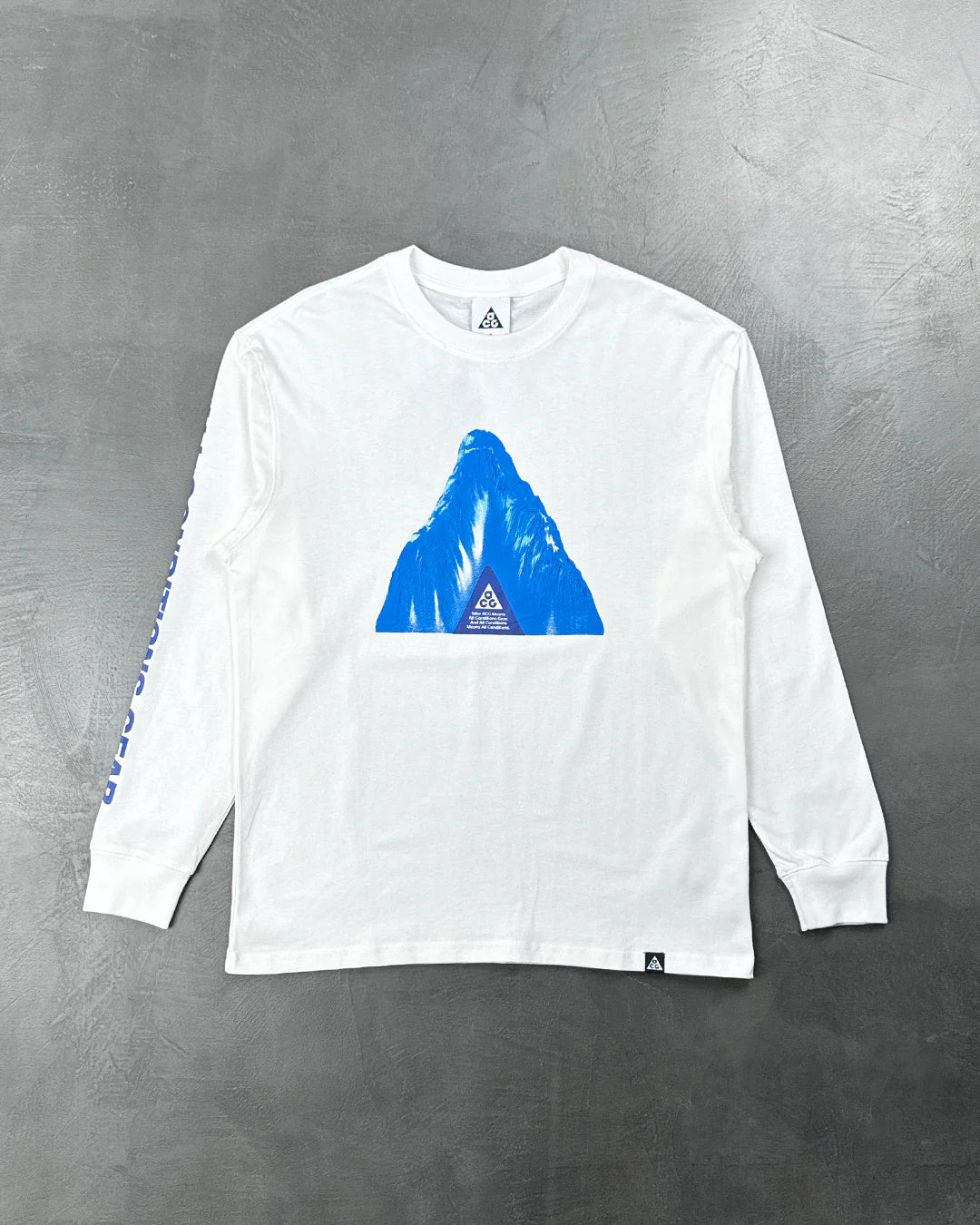 NIKE ACG LONG SLEEVE ICE CAVE TEE SUMMIT WHITE