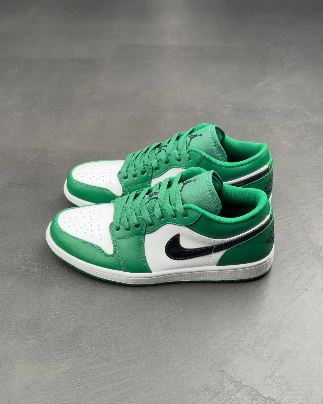 Air Jordan 1 Low 'Pine Green'