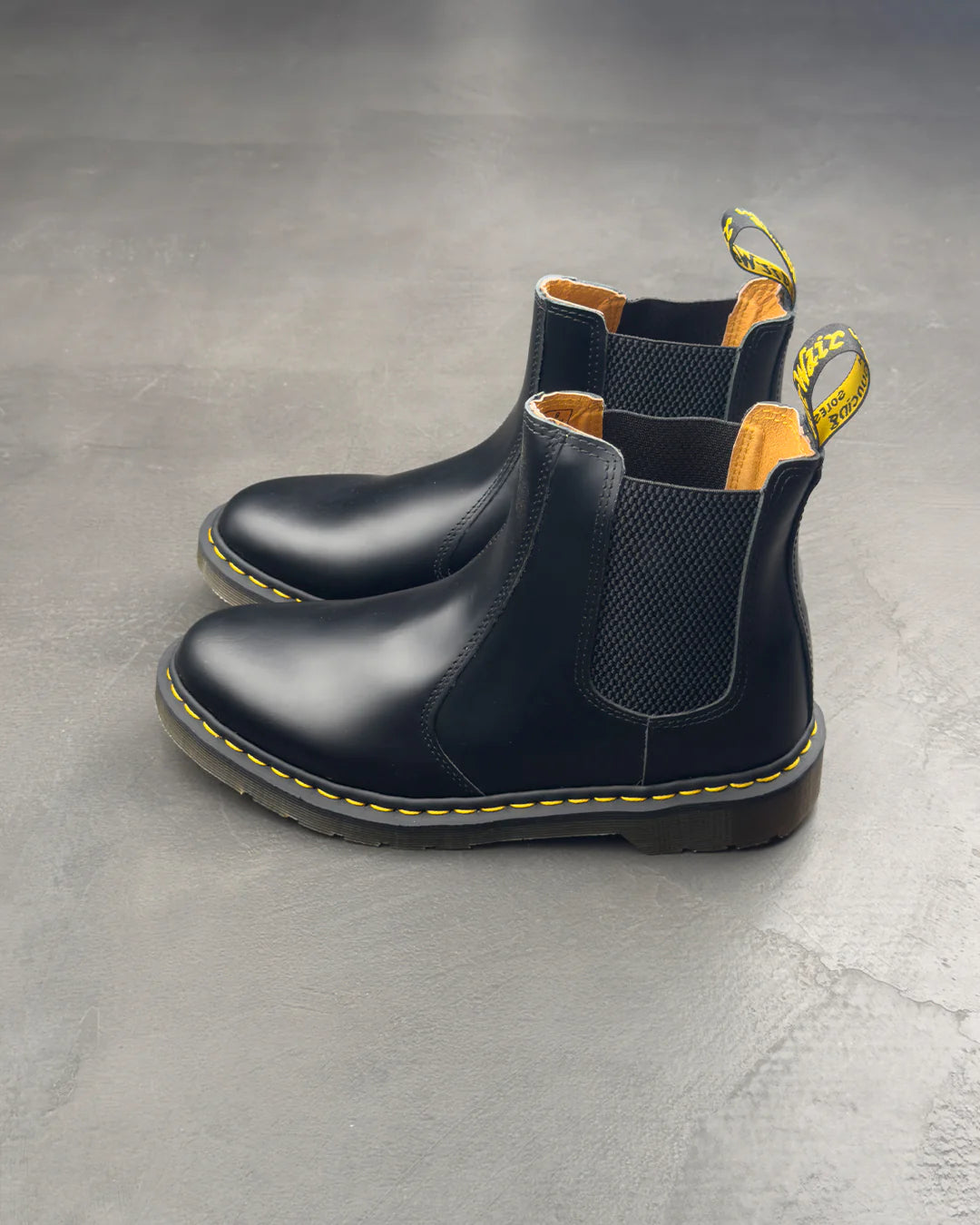 Dr. Martens 2976 Black Smooth