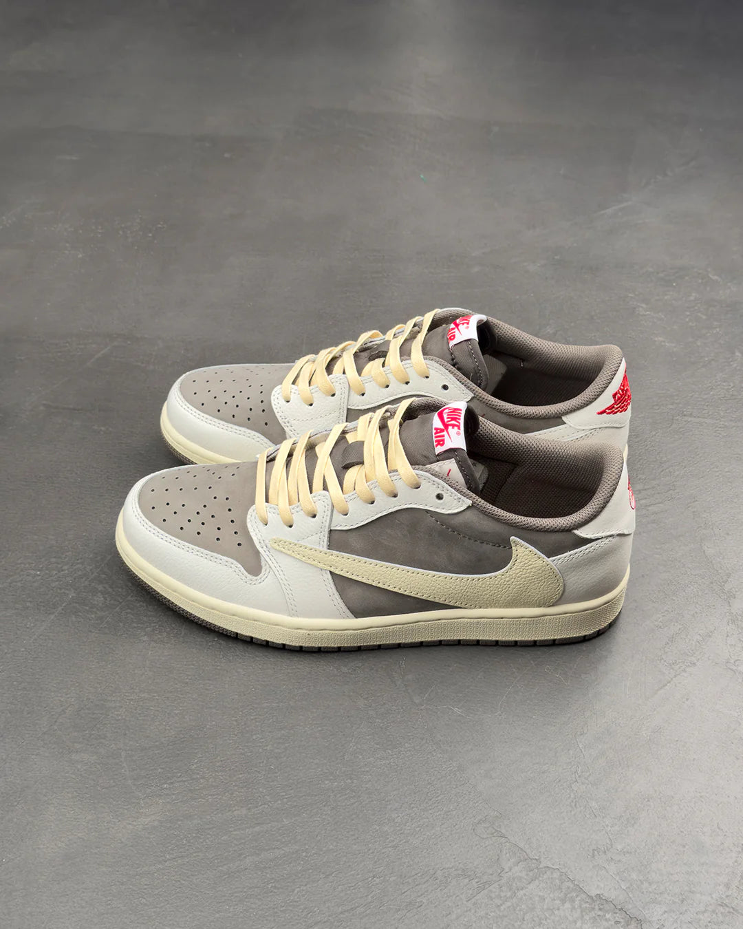 Travis Scott x Air Jordan 1 Low OG 'Reverse Mocha'