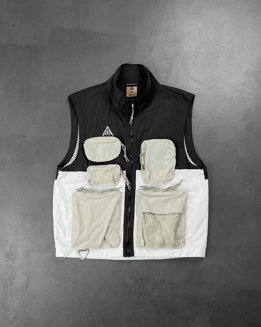 Nike ACG NRG Vest Black, White & Beige