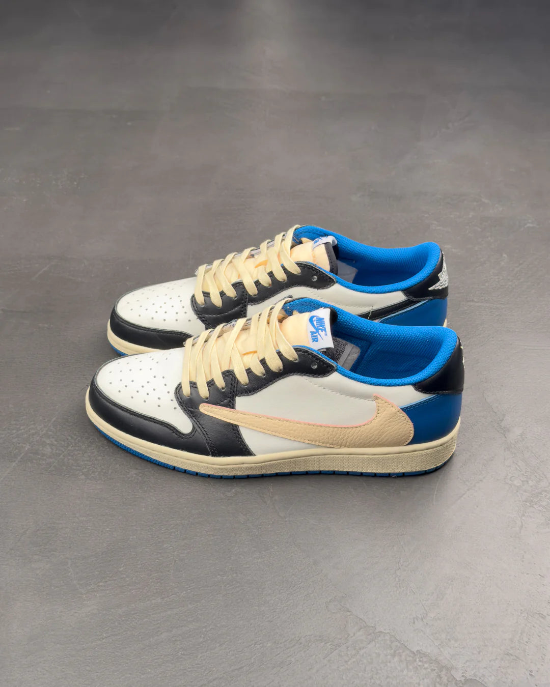 Fragment Design x Travis Scott x Air Jordan 1 Retro Low