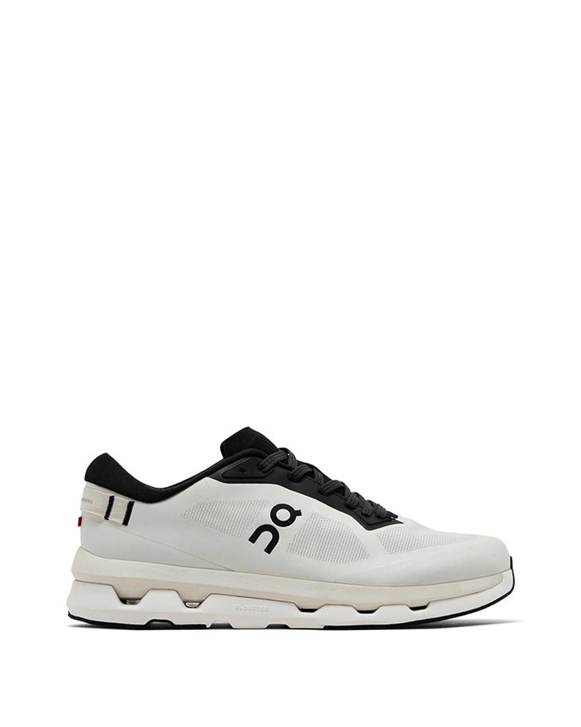 On Running Cloudzone Ice Black