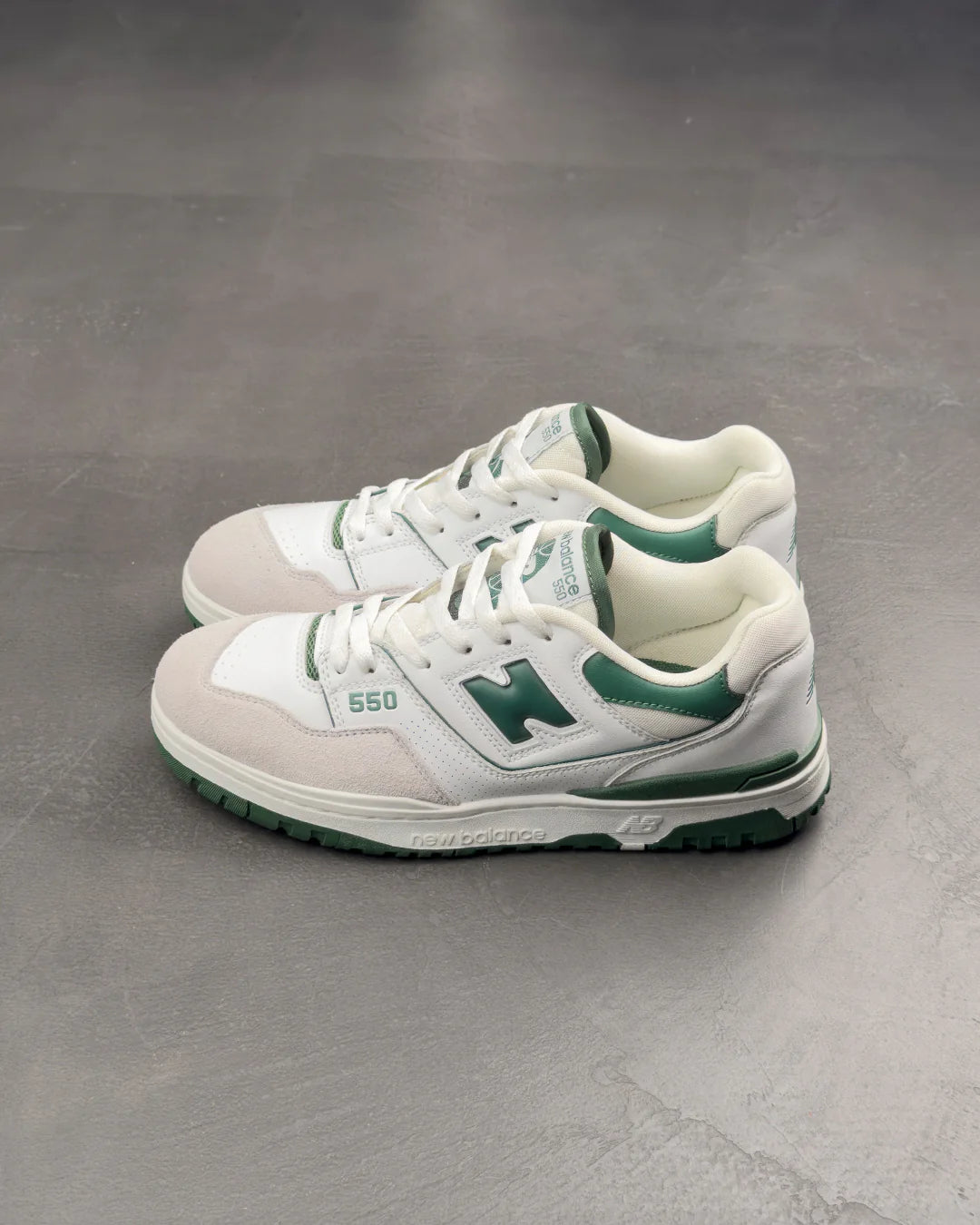 New Balance 550 WHITE & GREEN BB550WT1